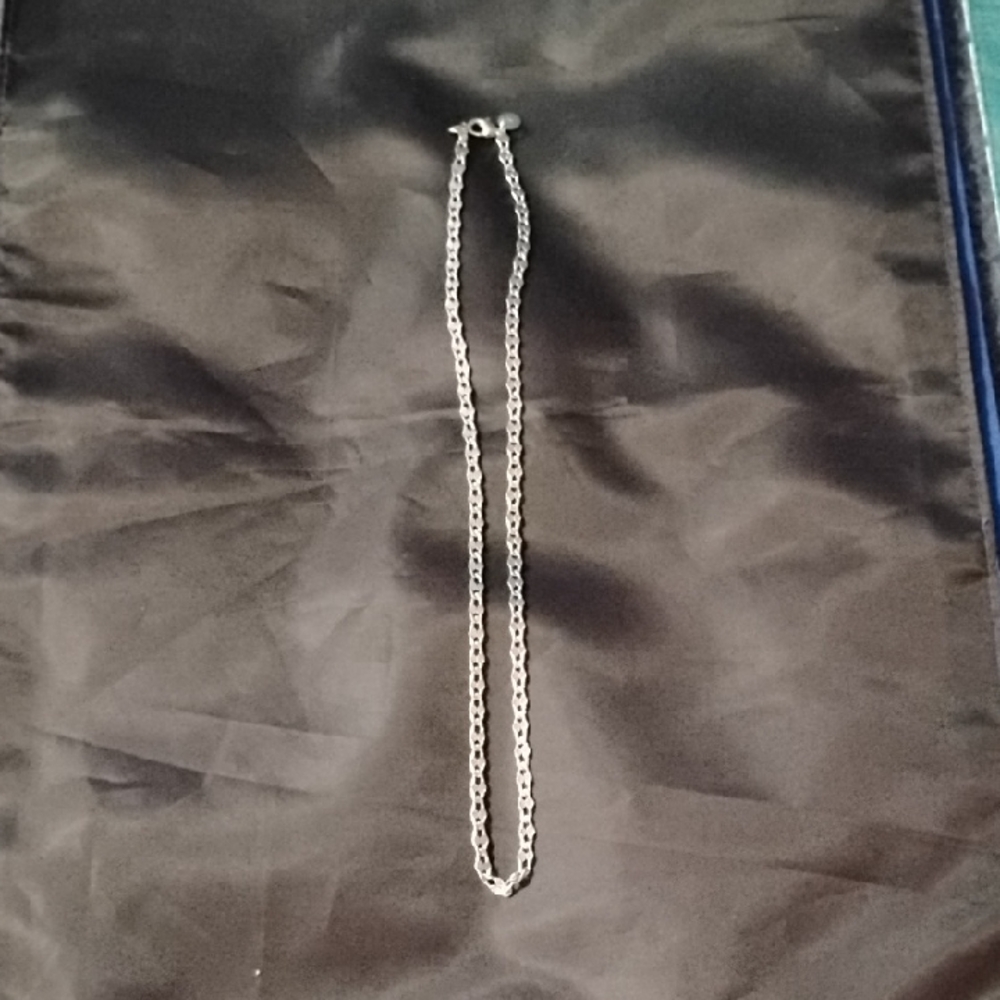 Elegant Silver Chain Necklace
